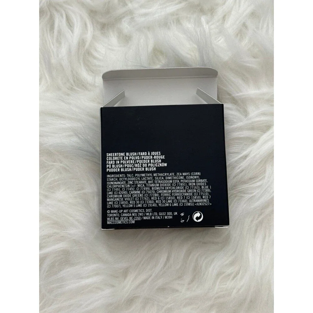 Mac Sheertone Powder Blush Pinch Me